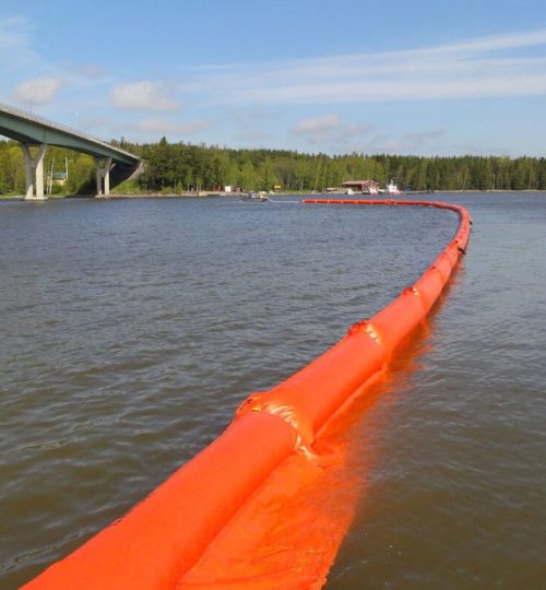 Oil-Containment-Boom-2